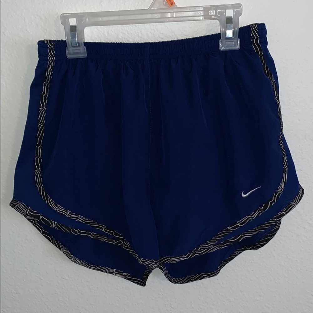 women’s nike running shorts